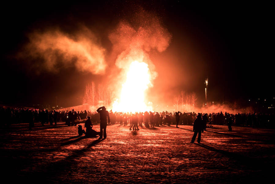 Bonfire at Threttandinn celebration in Reykjavk