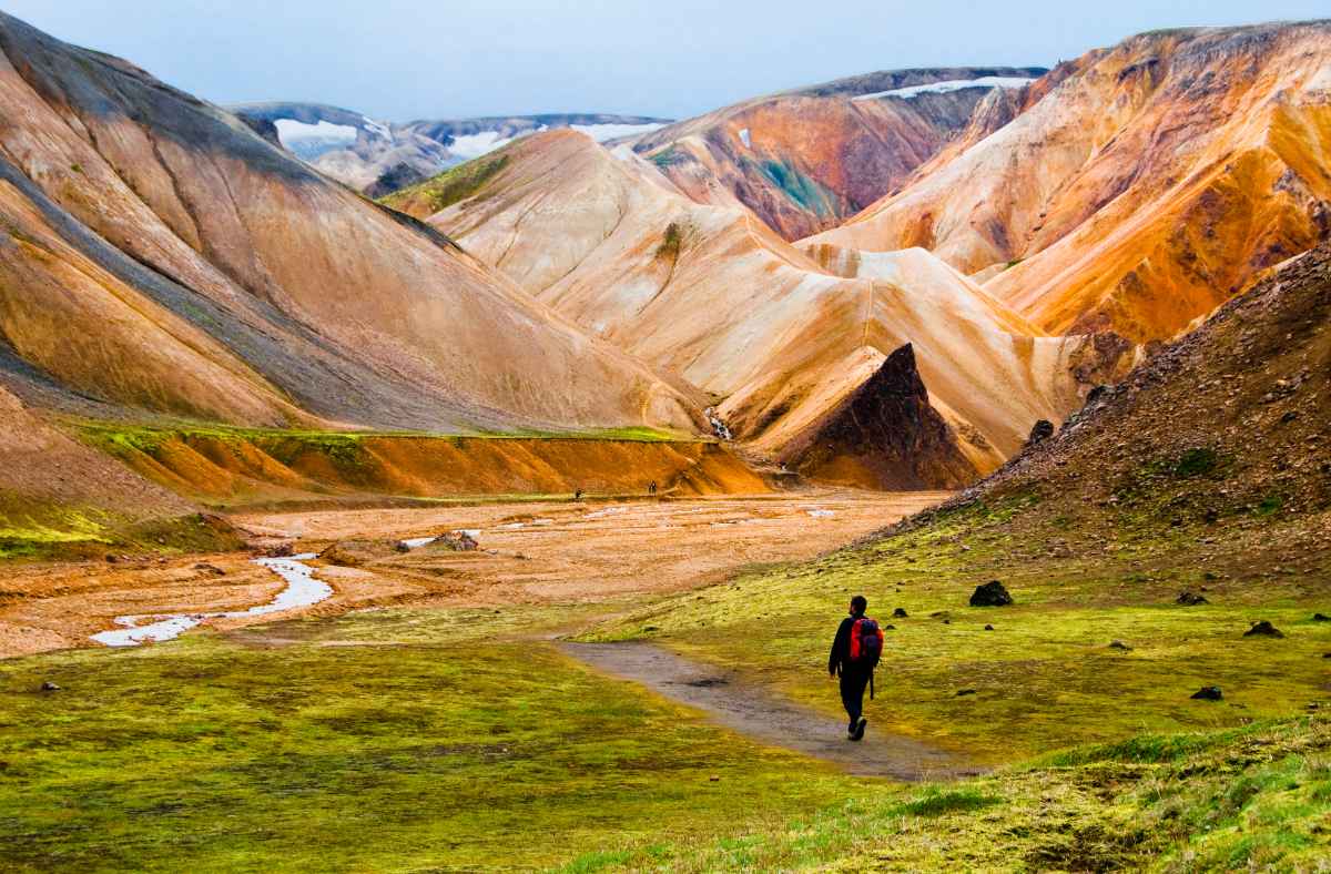 Landmannalaugar hiking trail