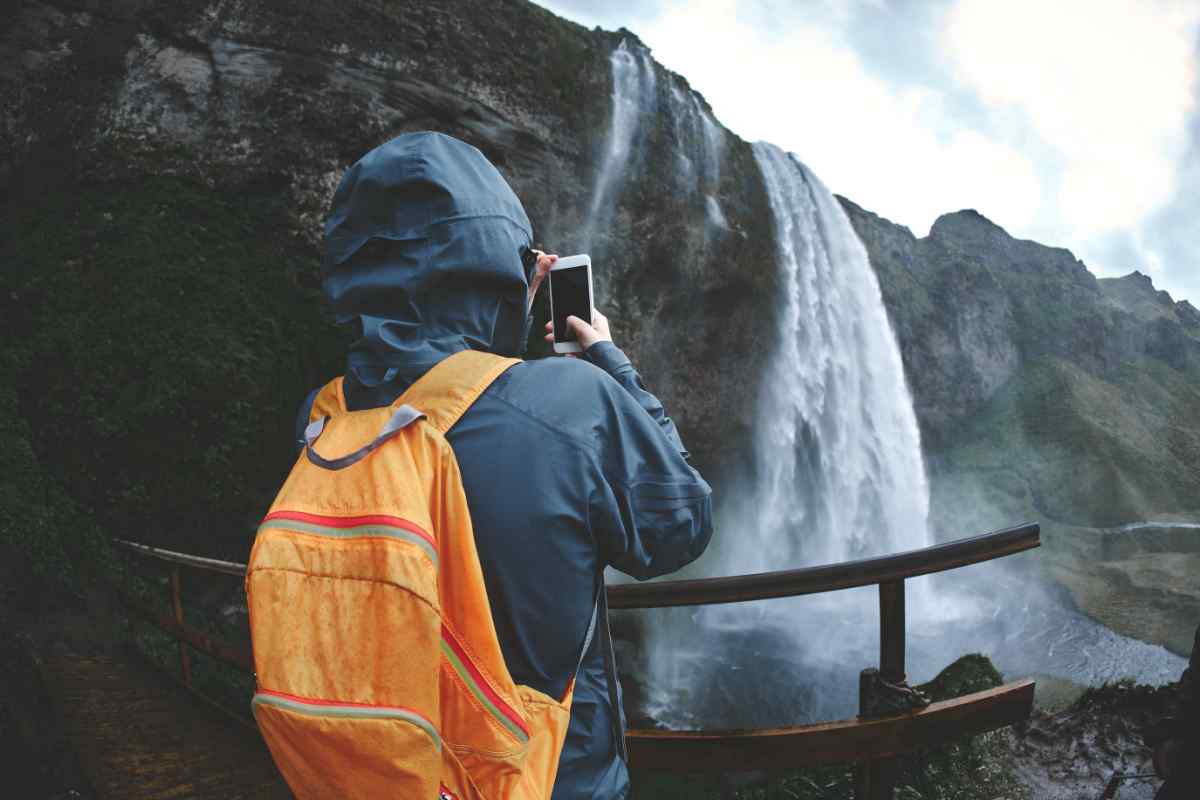 Seljalandsfoss Waterfall 