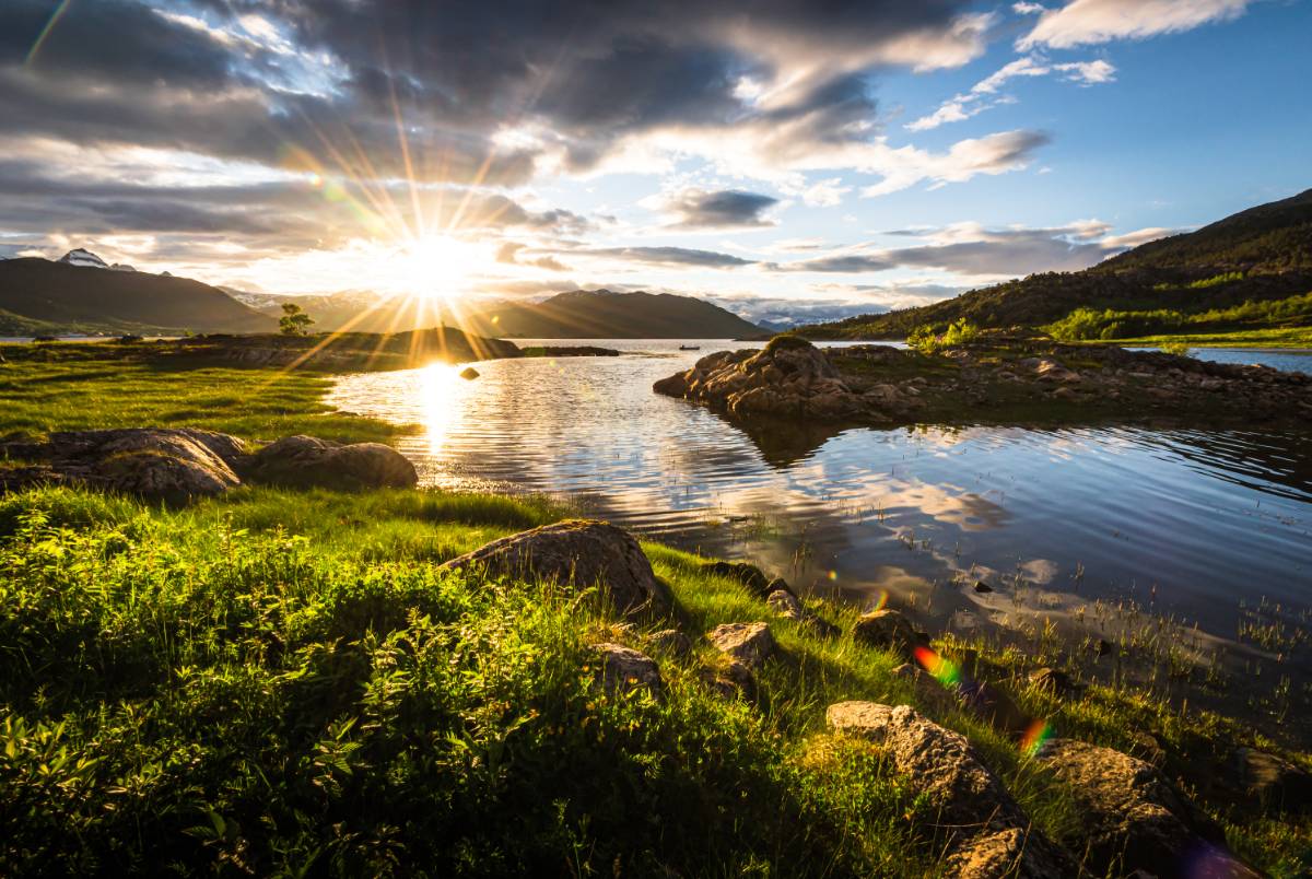 Midnight sun in Iceland