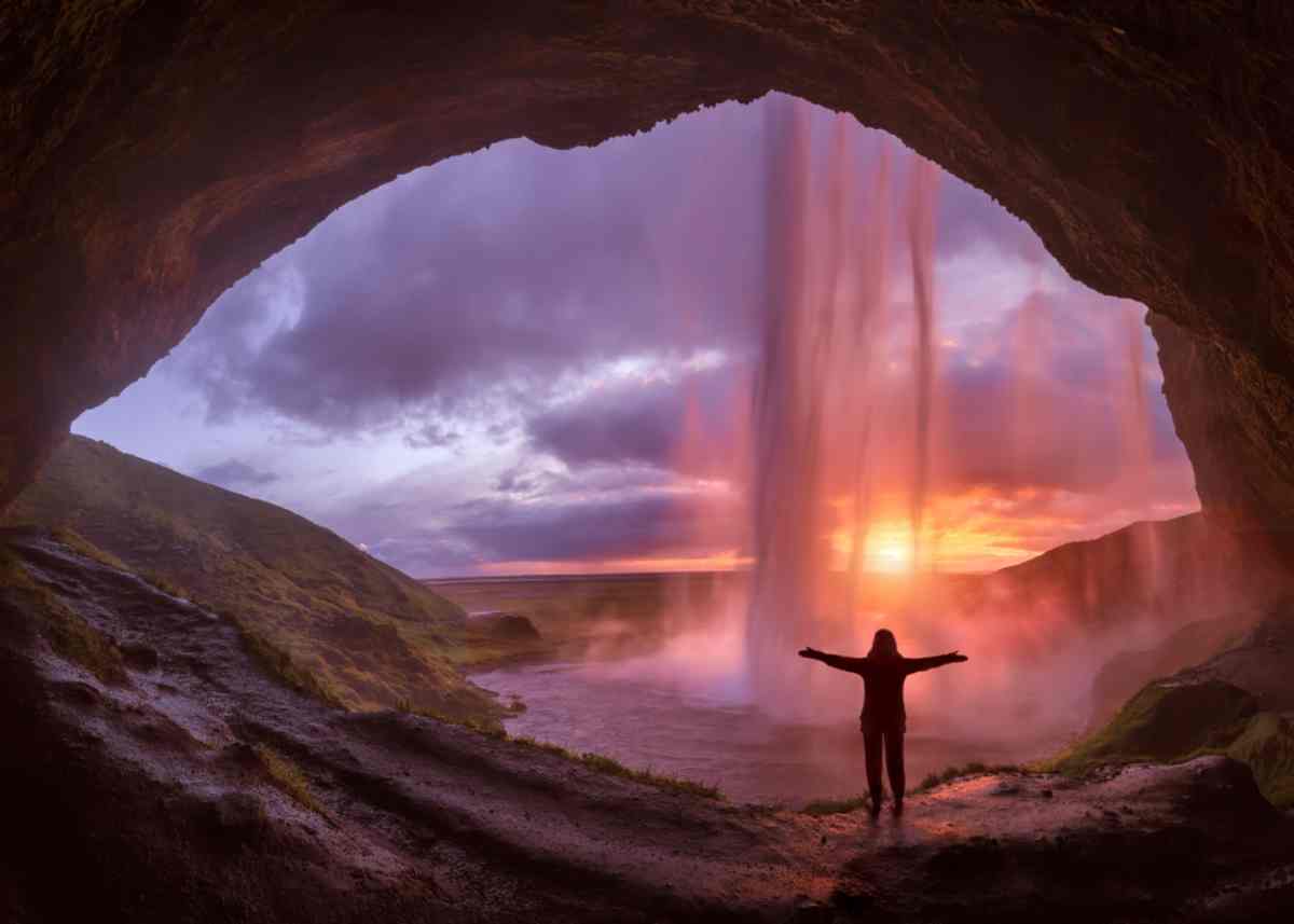 Seljalandsfoss Waterfall