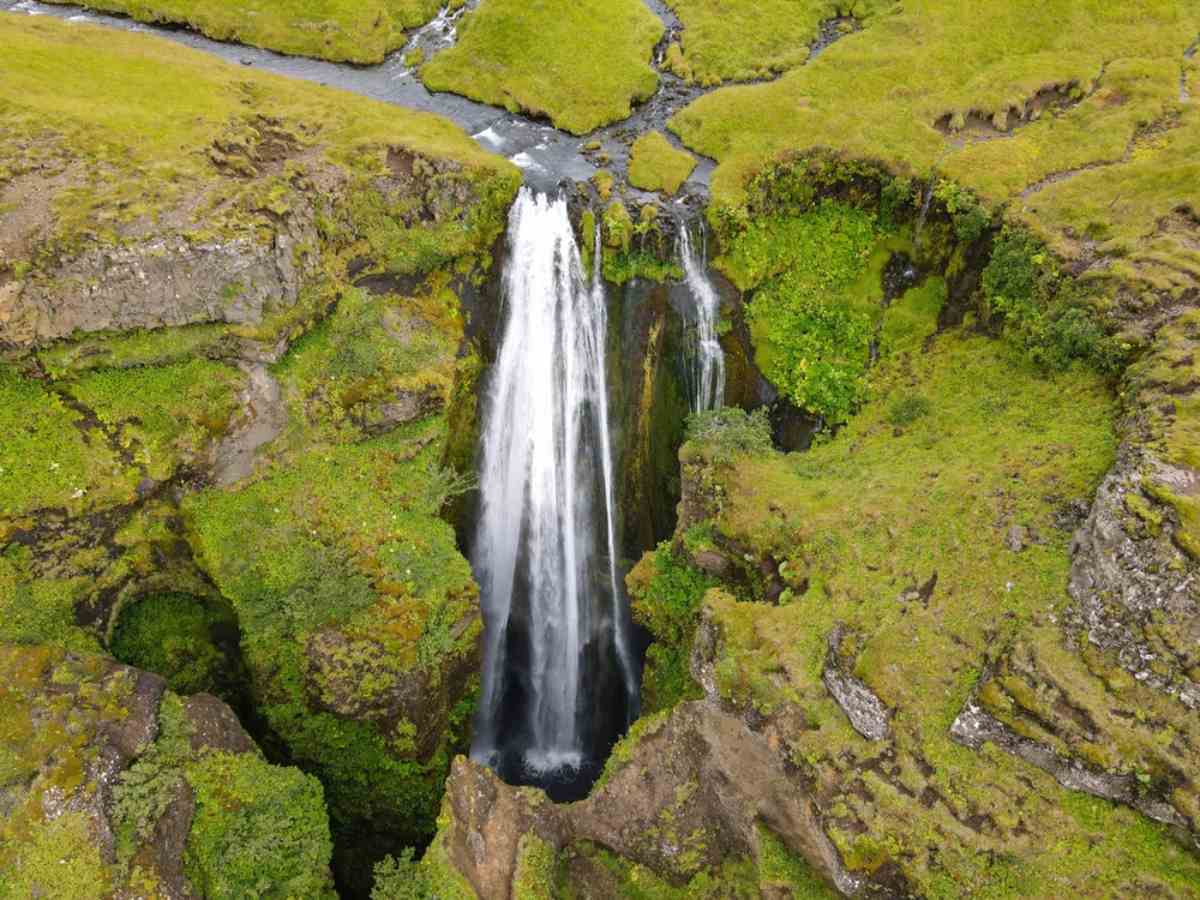 Gljúfrabúi hike