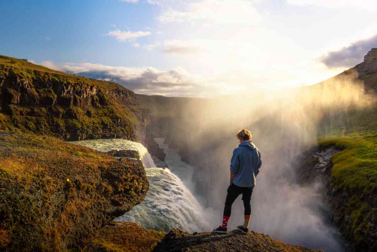 How long does it take to see Gullfoss waterfall?