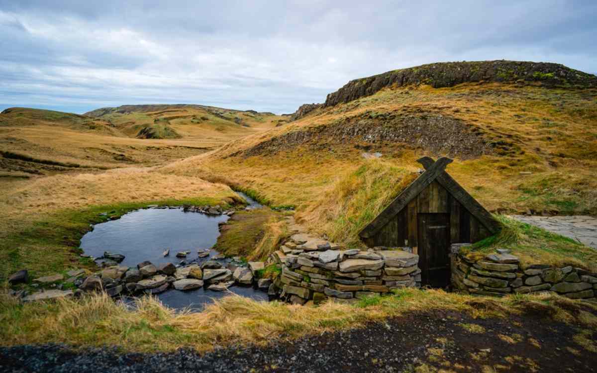 hrunalaug hot spring iceland