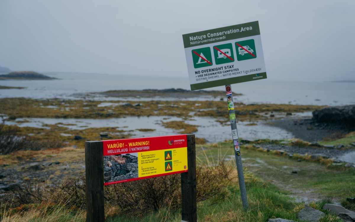 Hellulaug hot spring