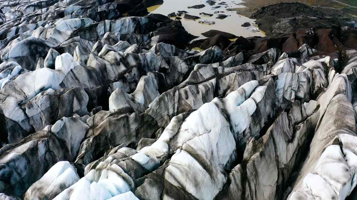 Huge pieces of ice in a glacier tongue