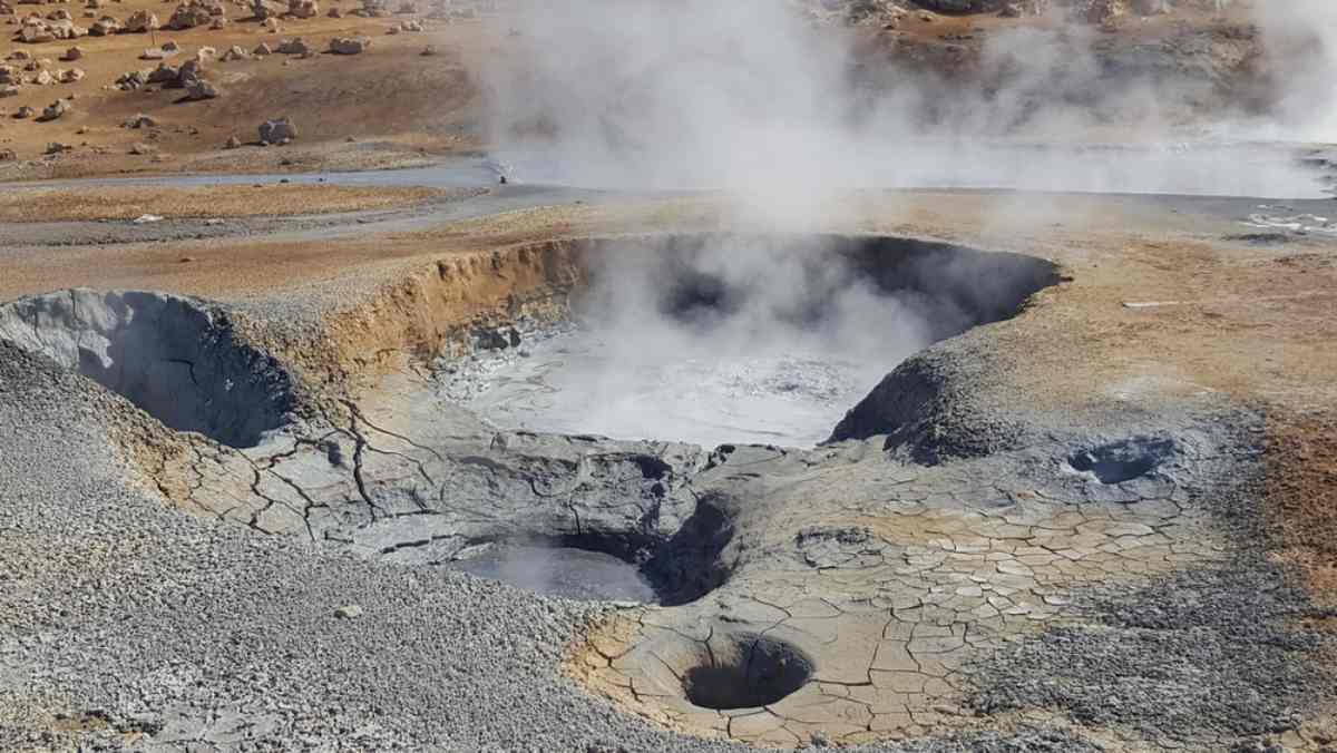 Mud pots in Hverir