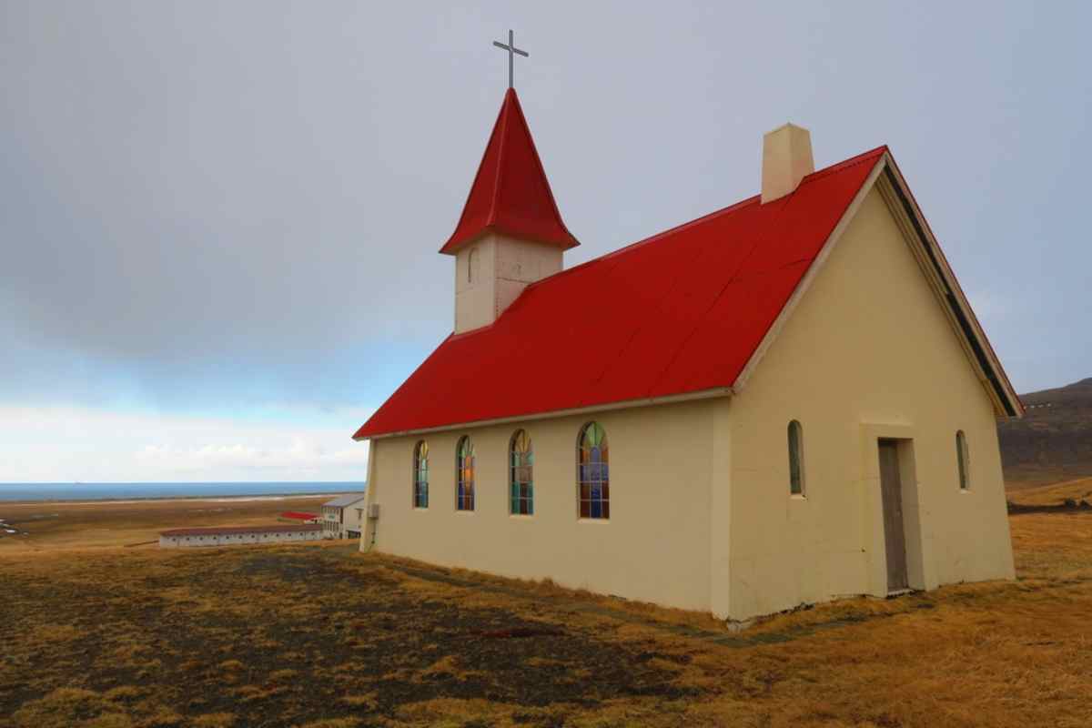 Breidavik red roof church