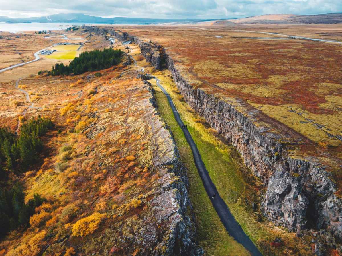 Thingvellir tectonic plate division
