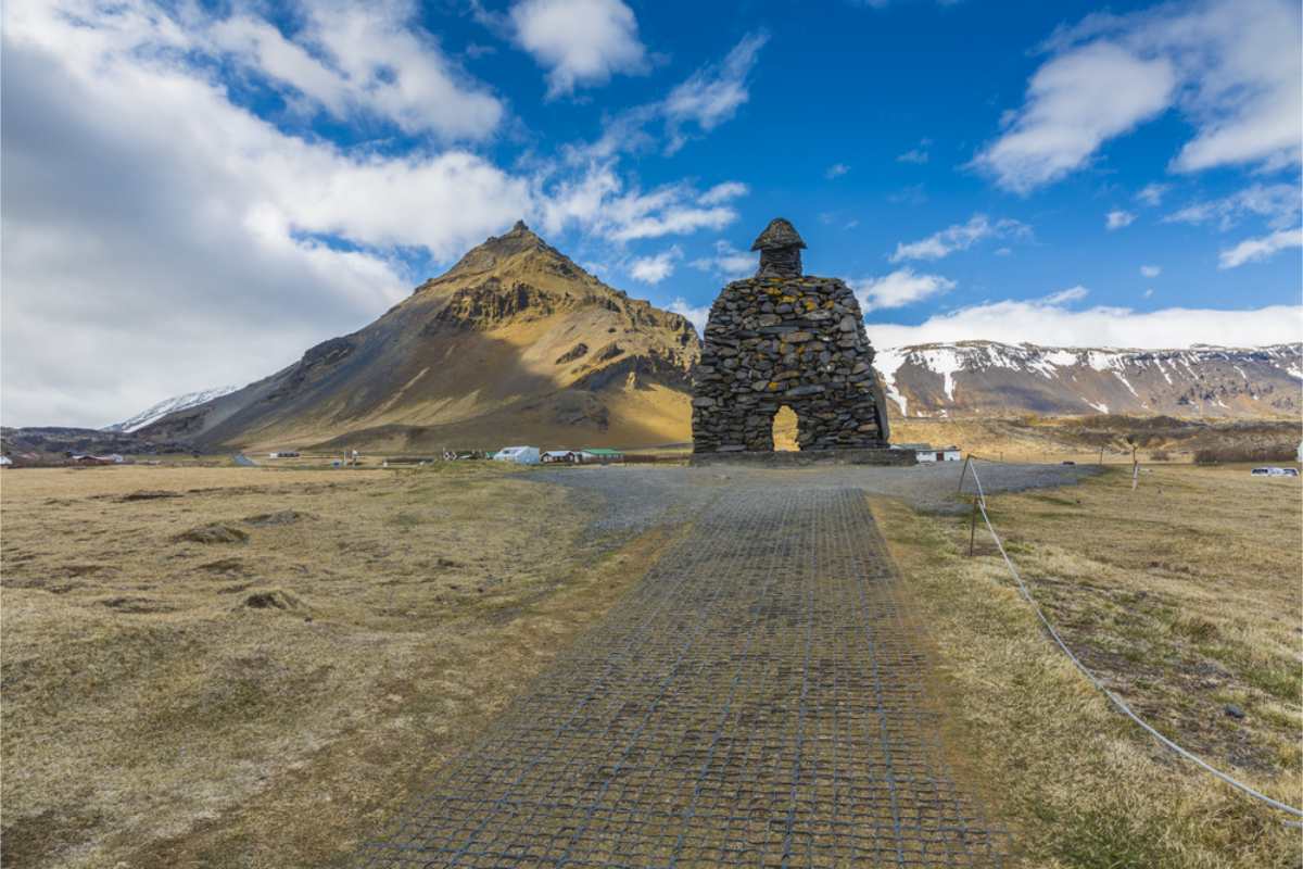 The Bardur Snæfellsas Statue