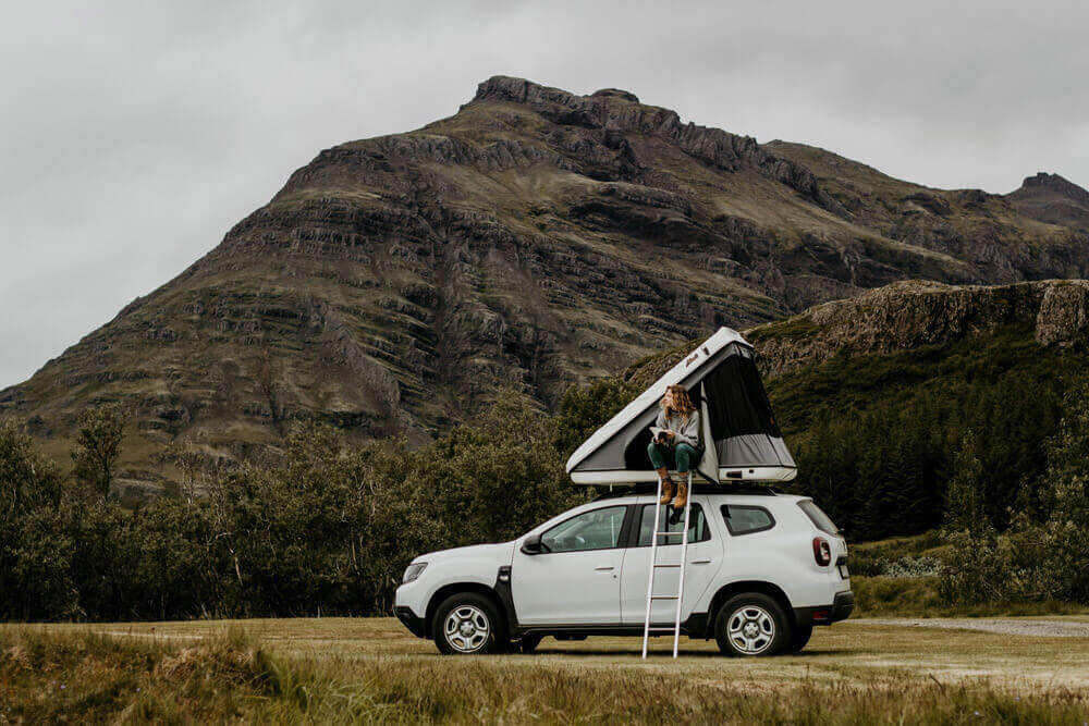 Explore Iceland in Comfort: Premier Rooftop Tent Rentals